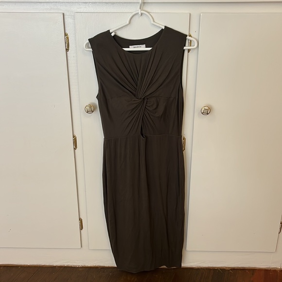 Knotted Cutout Dress
Bailey 44 - Picture 4 of 6